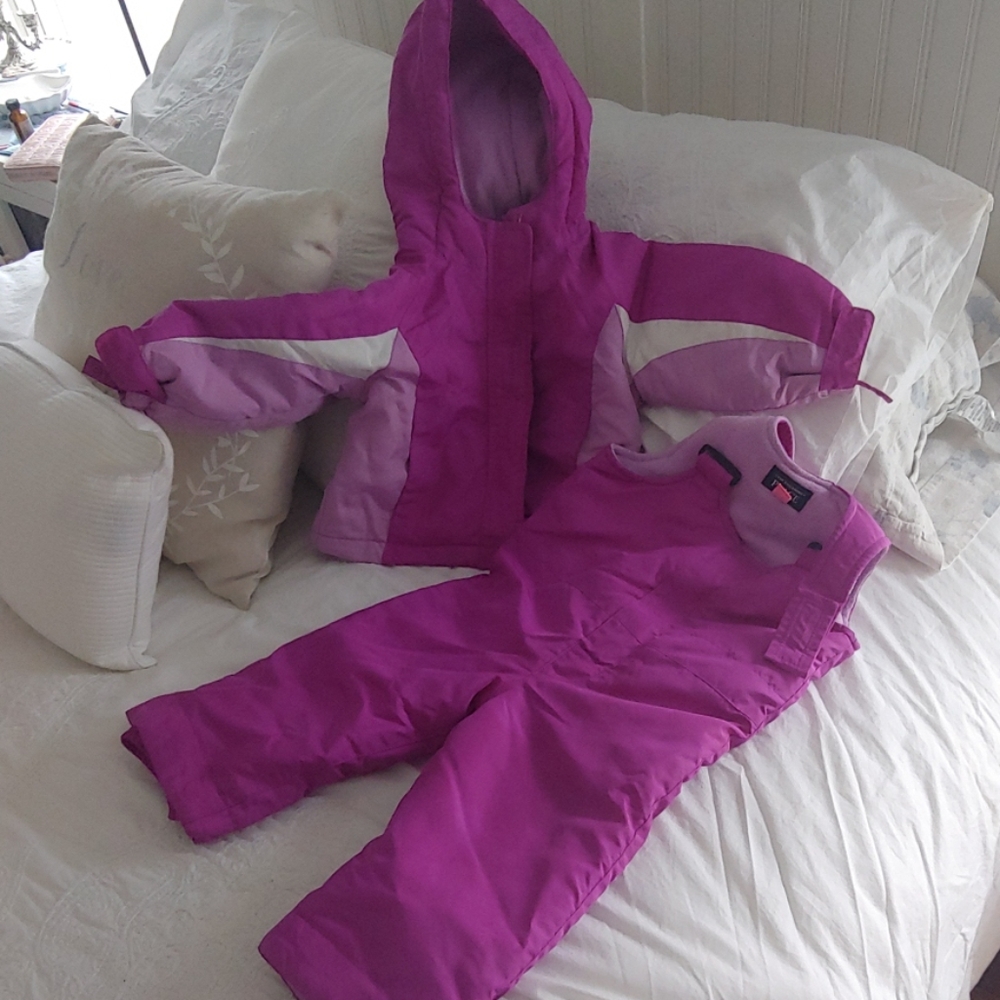 Kids coat and snow pant